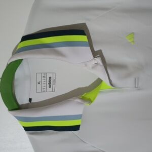 Adidas Men's XL Short Sleeve Pale Gray-ish Shirt